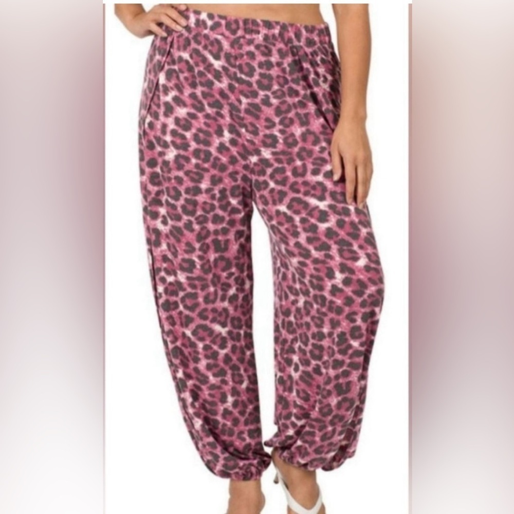 New!Plus Size Pink Leopard Print Split Sides Pants Size 1X 2X 3X